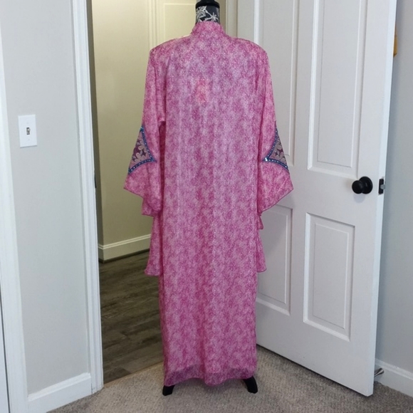 🆕️ 💖RARE Mote Design💖 - Pink Caftan - Picture 2 of 15